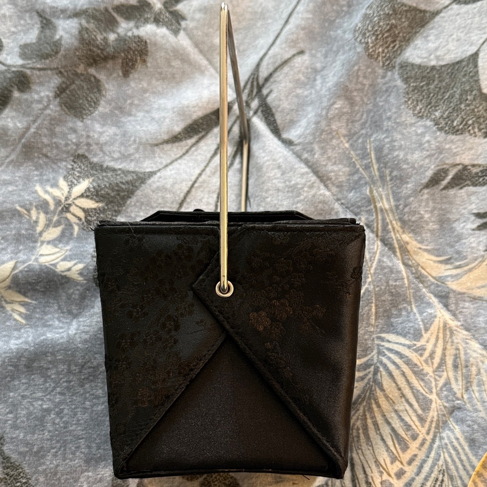 Vintage Yans NY Chinese Take-out-box Mini Handbag With Metal Handle, Black